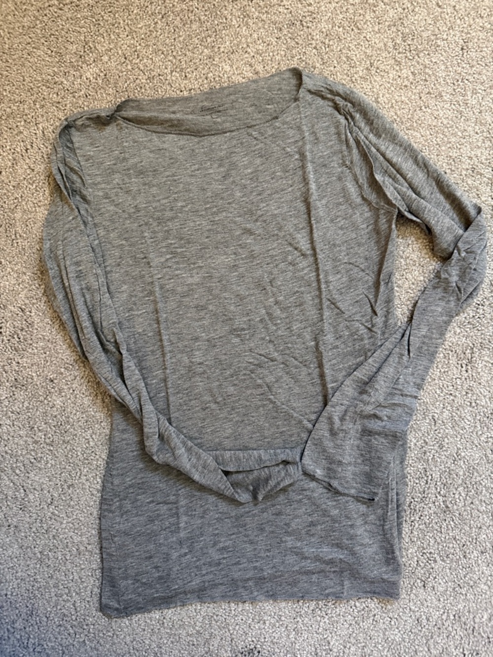 Intissimimi Cashmere Gray Long Sleeve Tee